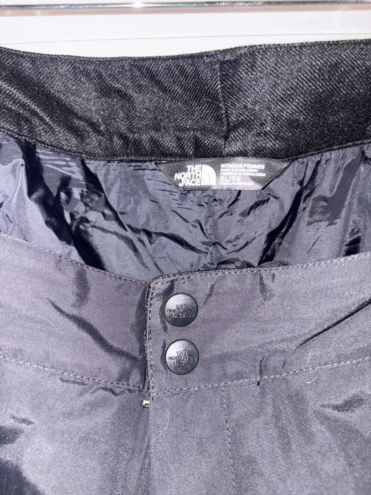 The North Face HyVent Women's XL Black Waterproof Snow Pants Zip Pocket thumbnail 2