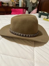Beaver Quality Felt Cowboy Hat Beige, Vintage "The Roundup" 5XXXXX, Size 22”