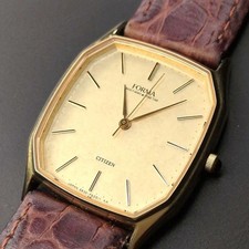 Working condition Citizen FORMA quartz wristwatch, gold, square.