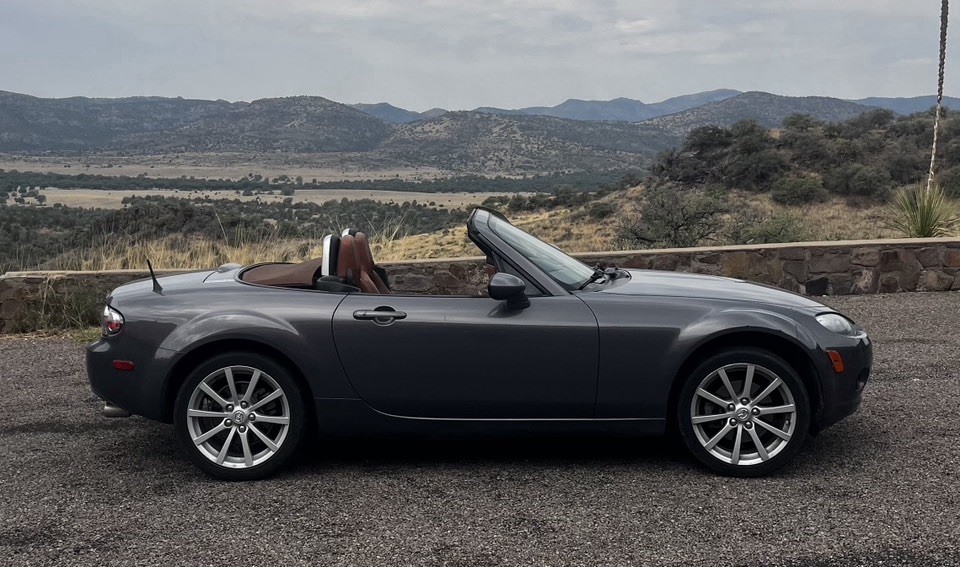 2006 Mazda MX-5 Miata