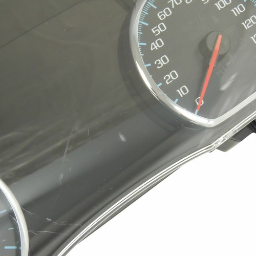 2018-19 Silverado Sierra HD Instrument Cluster Speedometer UHS Diesel 84505081 - Picture 8 of 10