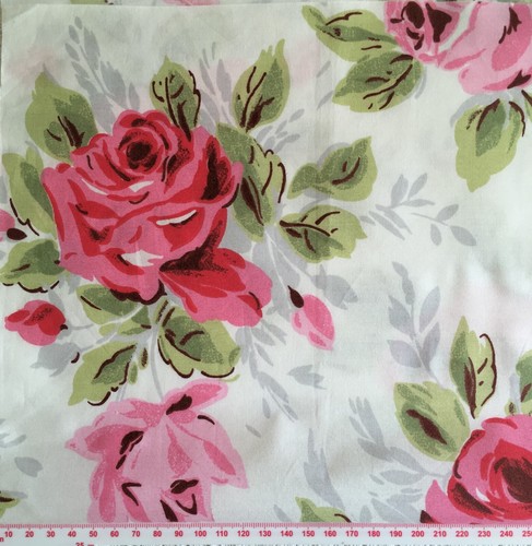 Cath Kidston Pink Rose / White FQ 50cm Square Lightweight cotton fabric new Rare - Picture 4 of 5