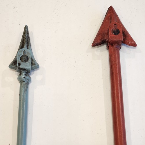 Iron Arrows Wall Art Décor Two Decorative Distressed Red Turquoise Metal - Picture 10 of 10