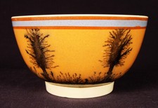VERY RARE 1800 SMALL MOCHA WARE BOWL with BLACK TREES MOCHAWARE PEARLWARE MINT