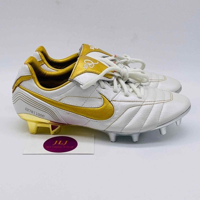 ronaldinho soccer cleats
