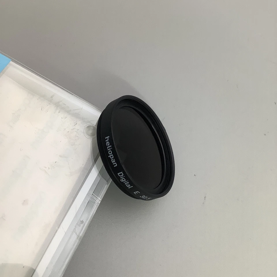 Heliopan E 30.5mm Neutral Density Grey ND 0.9 8X -3 Filter - Image 3 of 4