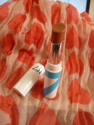 No7 Hydra Luminous Lip Balm ~ NUDE ~ 2,8g ~ Neu