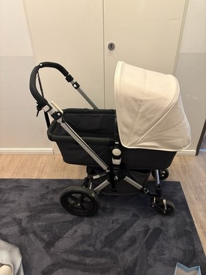 Biete hier einen wunderschönen bugaboo Kinderwagen an mit Zubehör