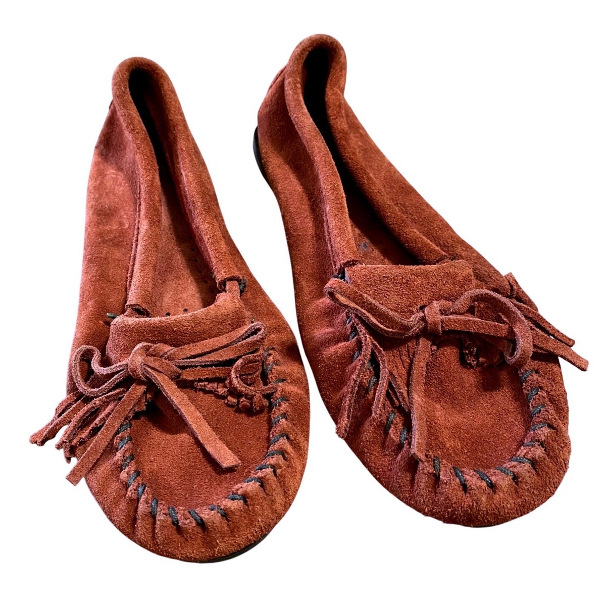 Minnetonka Kilty Womens Hardsole Moccasin Size 11 Rust Suede 