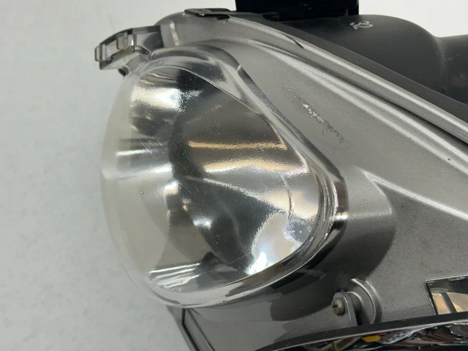 06-11 LEXUS GS300 GS350 GS430 LADO IZQUIERDO XENÓN OCULTO FARO LÁMPARA OEM Foto 3 de 4