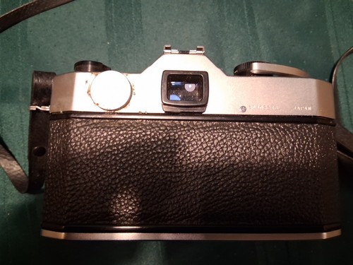 Yashica TL Electro 35mm 1:1.9 Film Camera 50mm lens WP383 - Picture 4 of 5