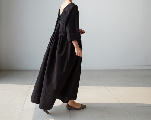 Simple Fashion Women's Casual Loose Solid Color A-Line U Neck Long Sleeved Dress - Picture 21 of 24