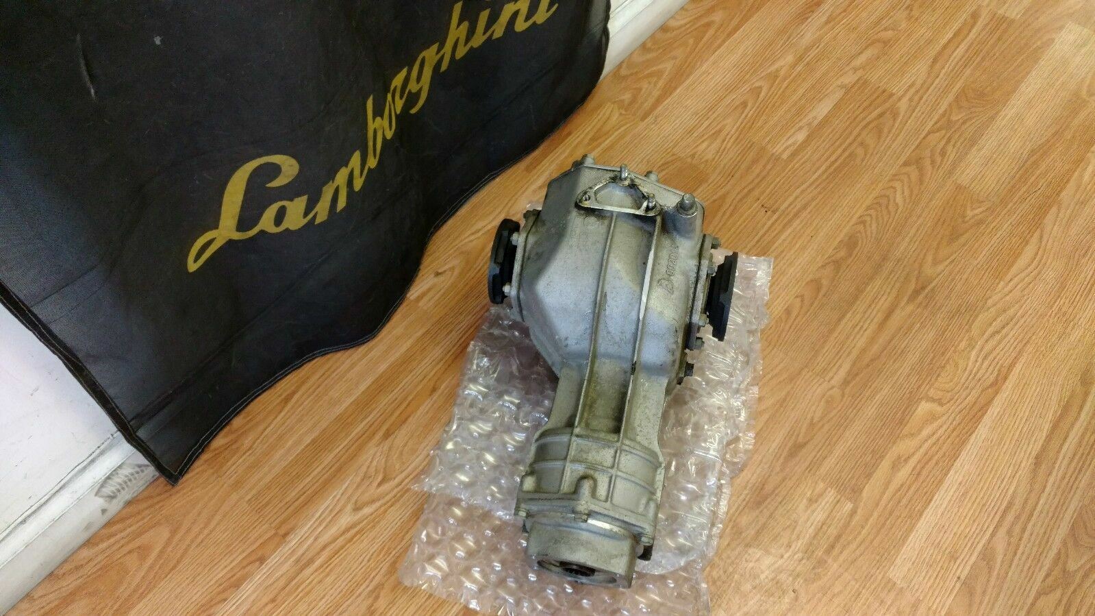 LAMBORGHINI MURCIELAGO LP640 FRONT DIFFERENTIAL AXLE CARRIER OEM 45Y7Q1470 