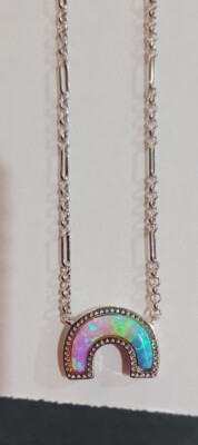 NWT KENDRA SCOTT KYOCERA OPAL RAINBOW NECKLACE IN SILVER PASTEL
