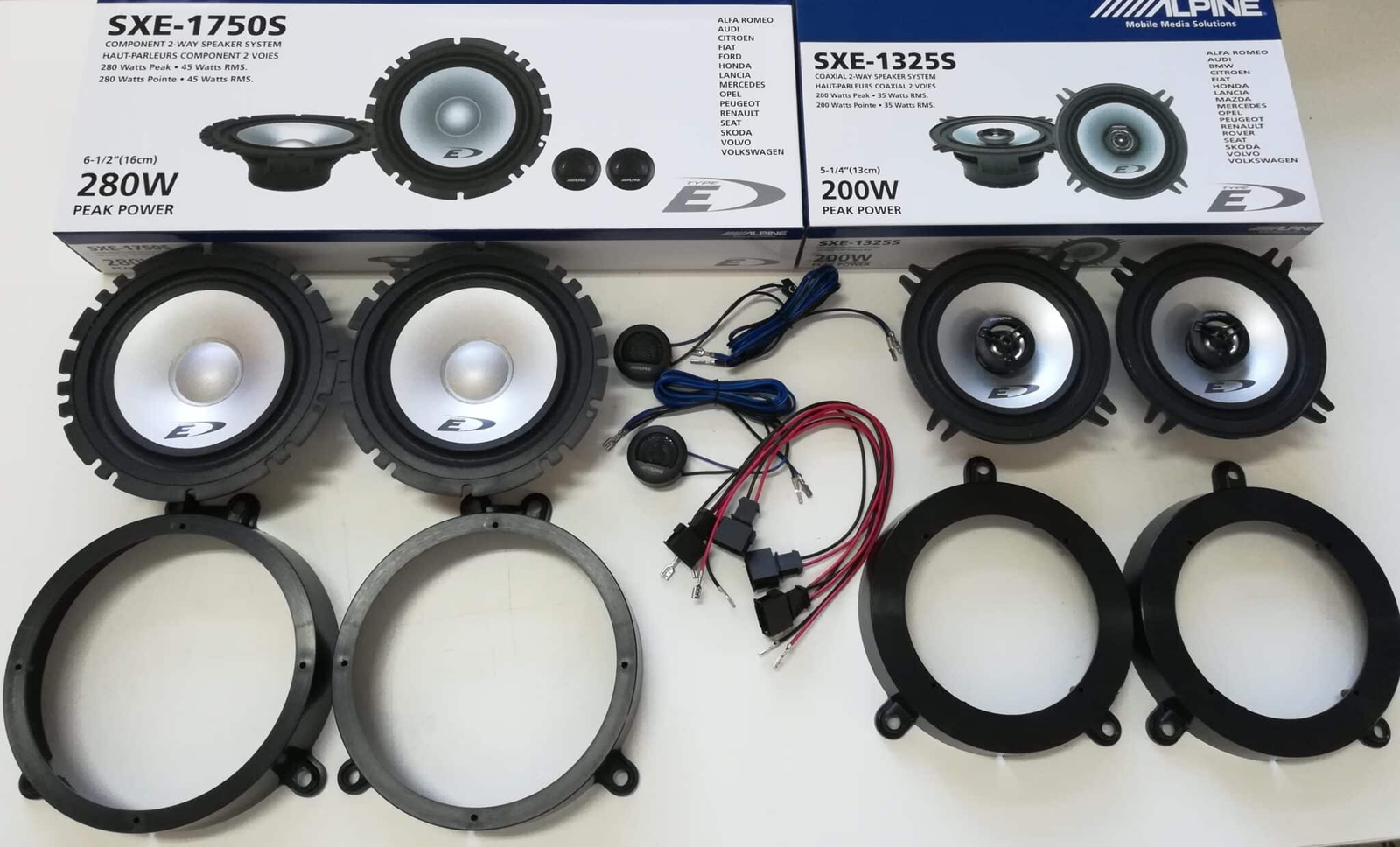 Suono Alpino per la tua Mercedes CLK A209 | Kit Audio Alta Qualità