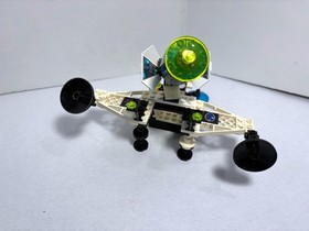 LEGO Space:  Exploriens: Nebula Outpost 6899 (1996) + Planetary Decoder 6856