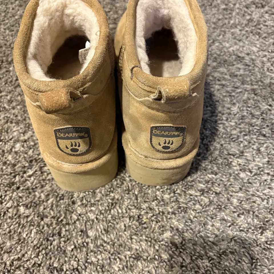 BearPaw Tan Suede Women's Winter Boots| Retro Shorty | Size 8 - Image 4 of 4