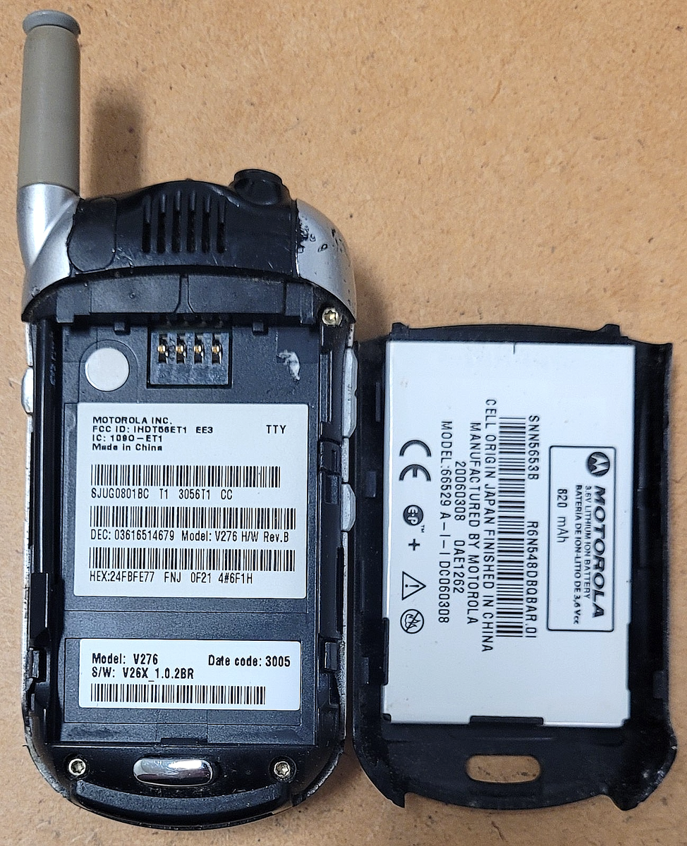 もりもりスマートフォン本体 Motorola V series V276 - Black and Silver ( Verizon ) Rare