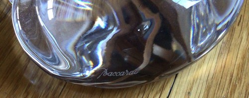 Baccarat Crystal Curled Up Grooming Cat Heavy Figurine Made in France - Picture 4 of 4