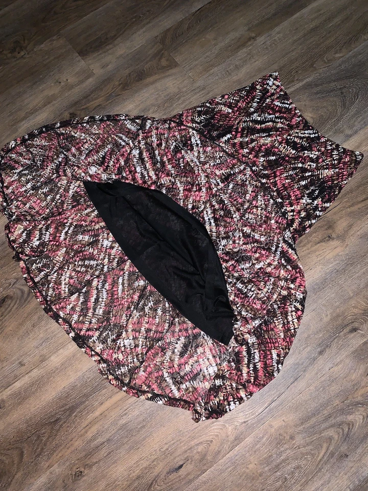 JM Collection 粉色黑色棕褐色抽象网眼花边分层流畅长裙 S 码 — 第 2/4 张图片