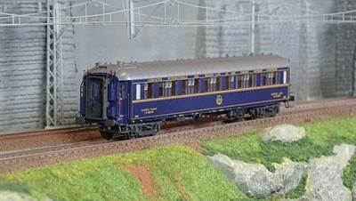LS Models 49148 Auto WL S1, blau, Lieferung 1956, CIWL, beleuchtet