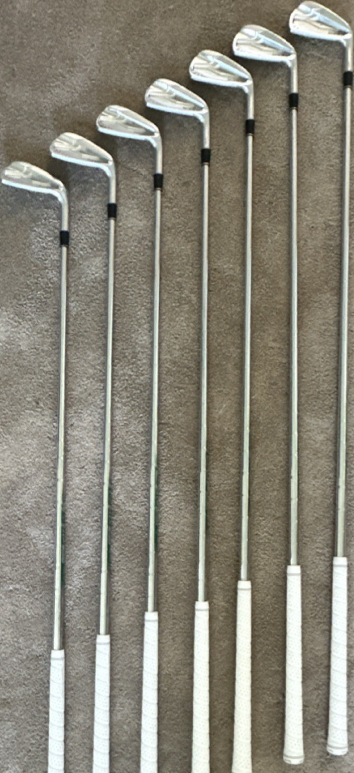 Club Set With White Golf Pride Tour Wrap Grips