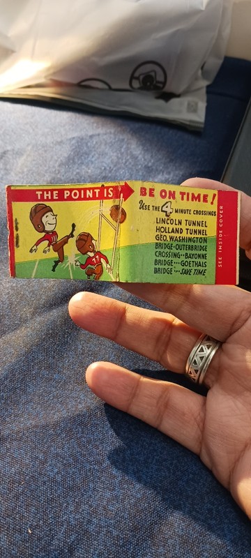 THE 4 MINUTE CROSSING BE ON TIME..LINCOLN HOLLAND .  1960S...UNSTRUCK MATCHBOOK