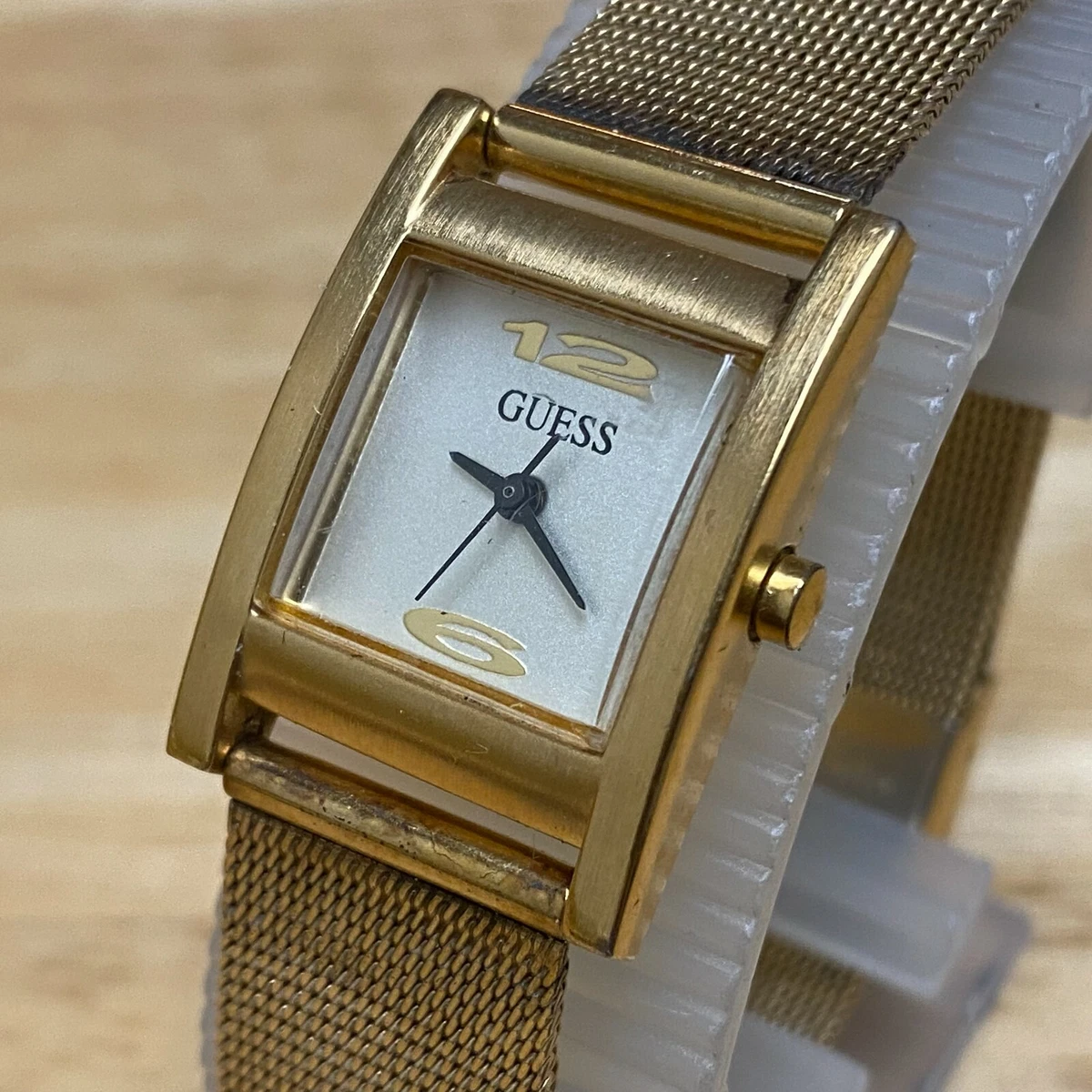 Guess lady 2025