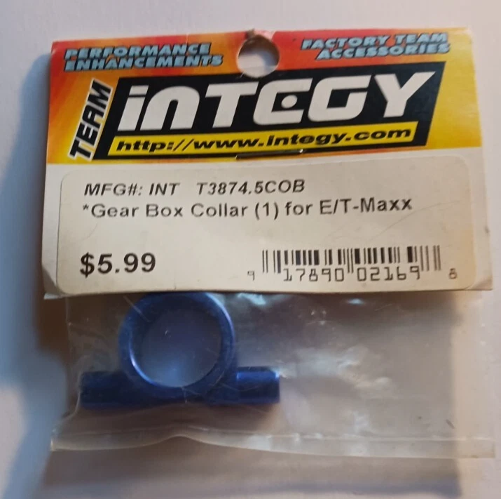 81075 RPM Rear Bulkheads Traxxas T-Maxx & E-Maxx  & T3874.5COB Gear Box Collar - Image 3 of 4