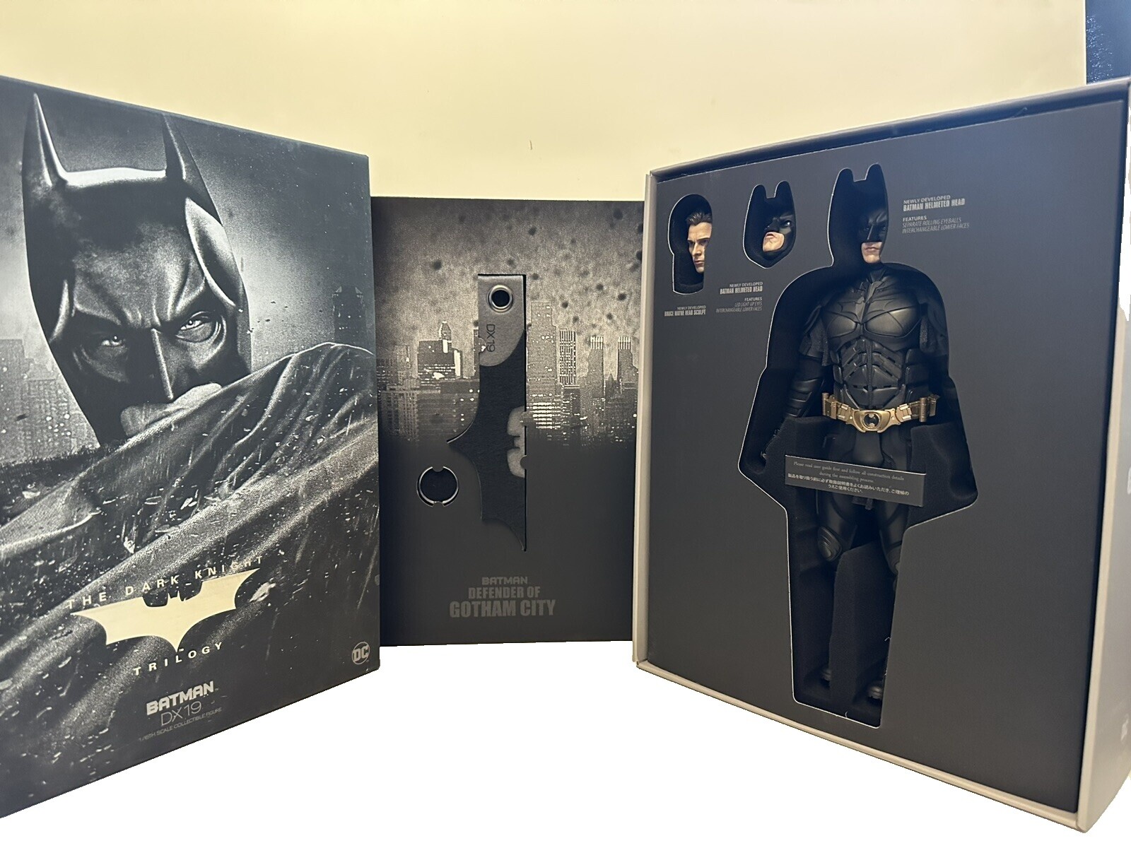 Batman Xe Suit Hot Toys | eBay