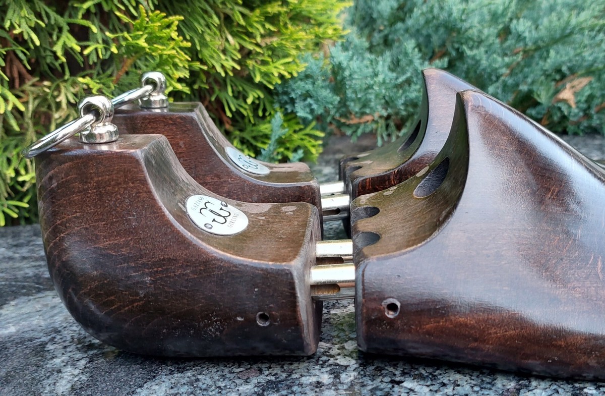 Gaziano & Girling custom wooden shoe tree . Last TG 73 Gaziano & Girling custom wooden shoe tree . Last TG 73