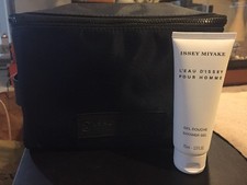 Issey Miyake L'eau D'issey MEN Pour Homme 2 PCk. Set :SHOWER GEL  BAG
