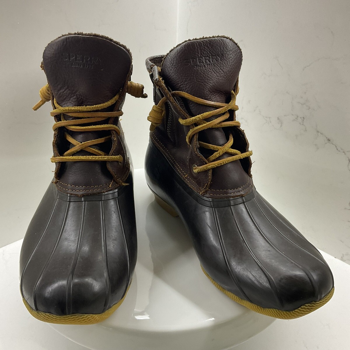 sperry duck boots 9.5