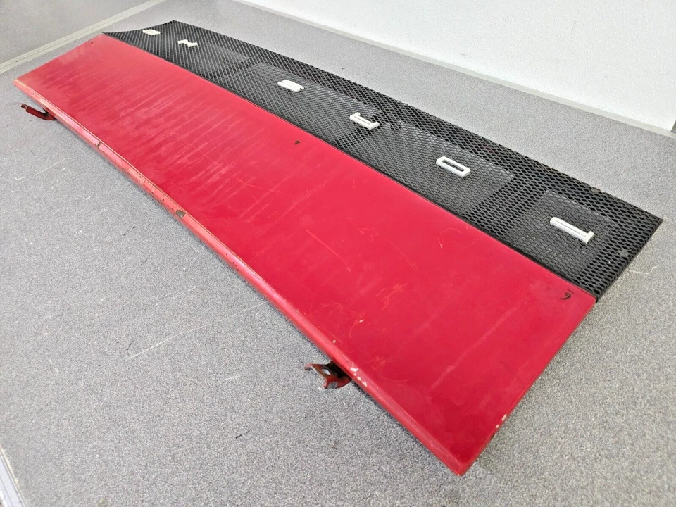 BONITO USADO ORIGINAL PORSCHE 914 ROJO TAPA MOTOR CON LETRAS CROMADAS #6 Foto 4 de 4