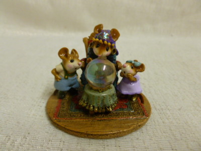 Wee Forest Folk Crystal Clear Special Limited Edition M-2000 Retired