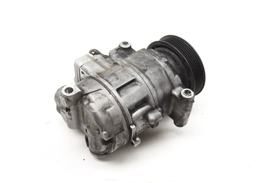 AUDI A6 QUATTRO 2012-2015 3,0 L - Compresor de aire acondicionado 4G0260805B Foto 4 de 4