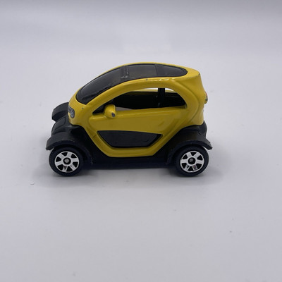 Matchbox 2022 Yellow Renault Twizy Diecast Made In Thailand