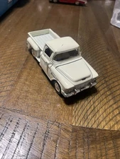 Kinsmart 1955 Chevy 3100 Stepside Pickup Diecast 1:32