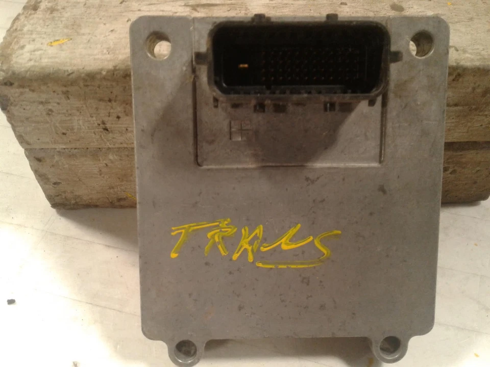 Módulo de control de transmisión usado se adapta a: Chevrolet Monte Carlo 2006 transmisión L Foto 2 de 4