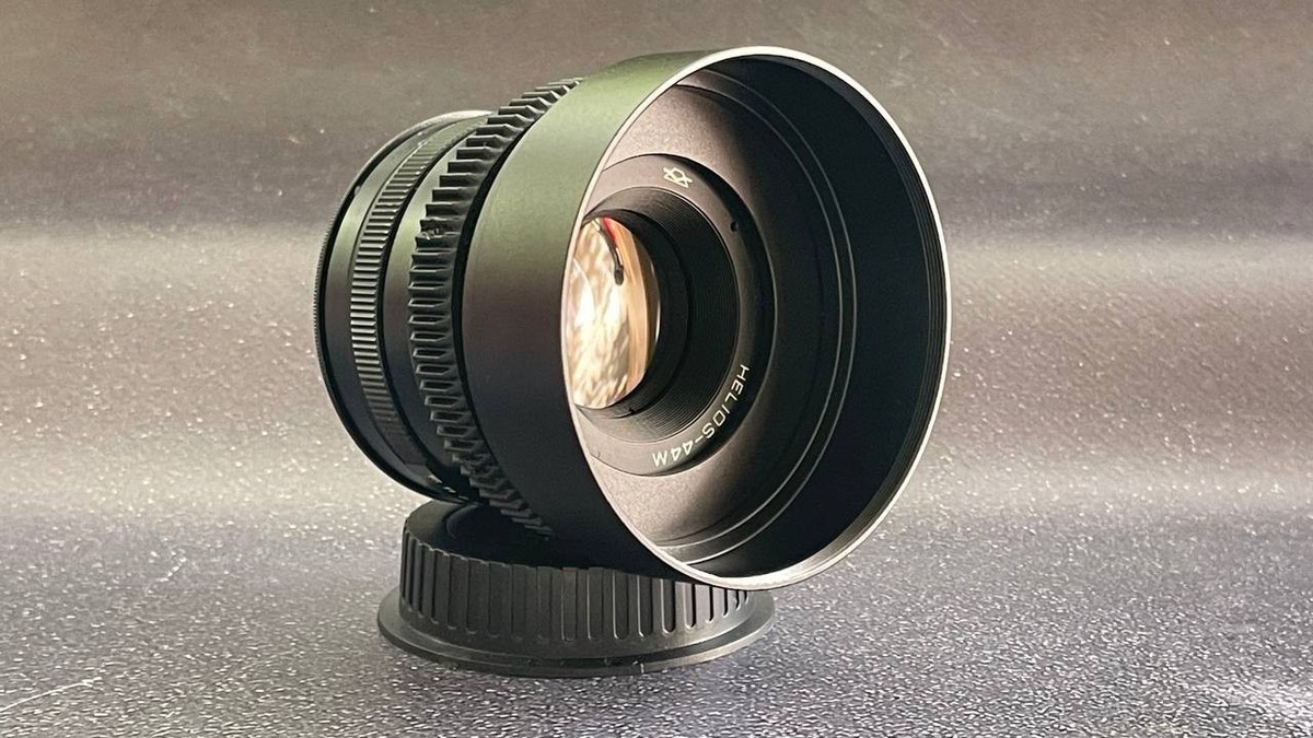 KMZ HELIOS 44 2/58mm Cine mod lens Anamorphic BOKEH & FLARE Canon