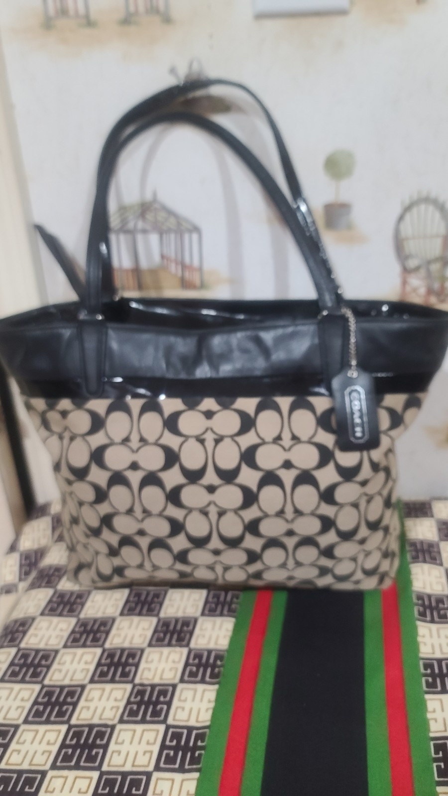 Coach Signature Black And Gray Shoulder Handbag.