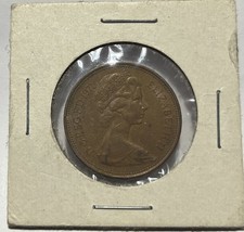 1971 New Pence D.G.REG. 1971 Queen Elizabeth II  2 coin RARE