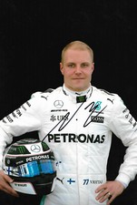 Valtteri Bottas Autogramm signed 20x30 cm Bild
