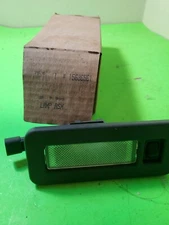  Genuine GM Dome Light Assembly 15686561 OEM 95-97 Jimmy Blazer