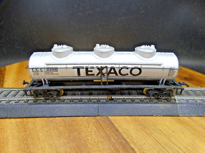 AHM HO Scale 40' Texaco Tri-Dome Hobby Model Railroad Train Tank Car