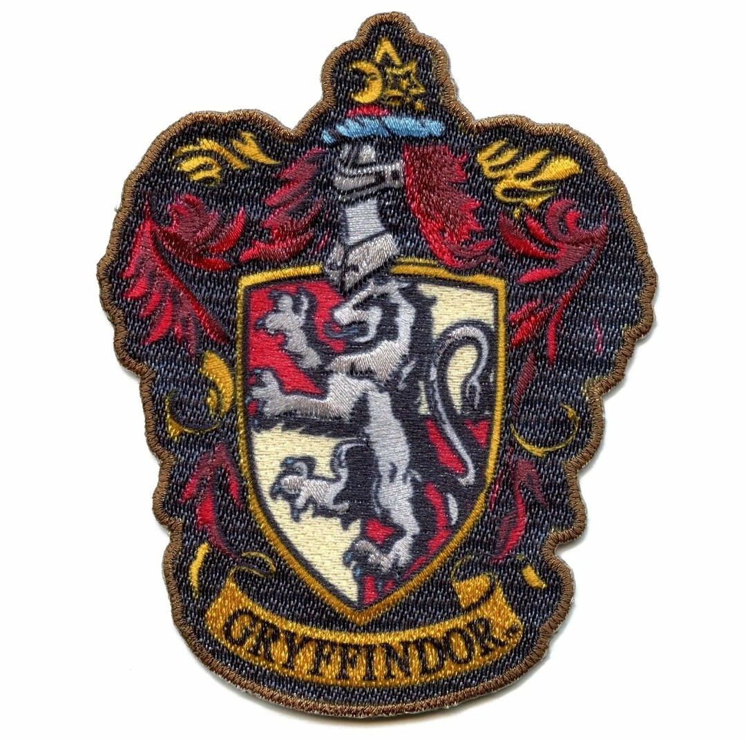 Harry Potter Gryffindor Crest Iron On Embroidered Patch-image