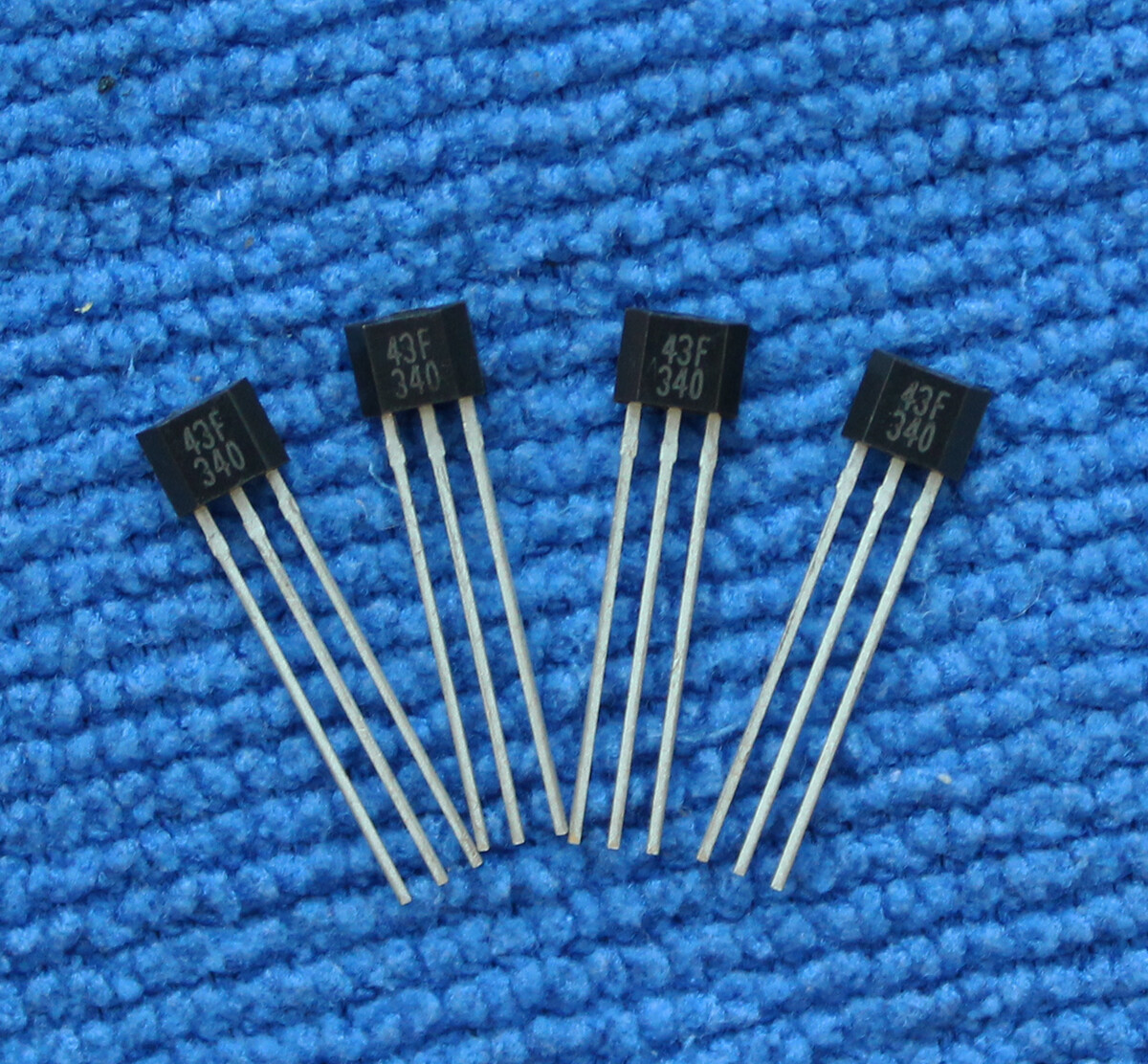 10pcs SS443F 443F S443F 43F Unipolar Hall-Effect Digital