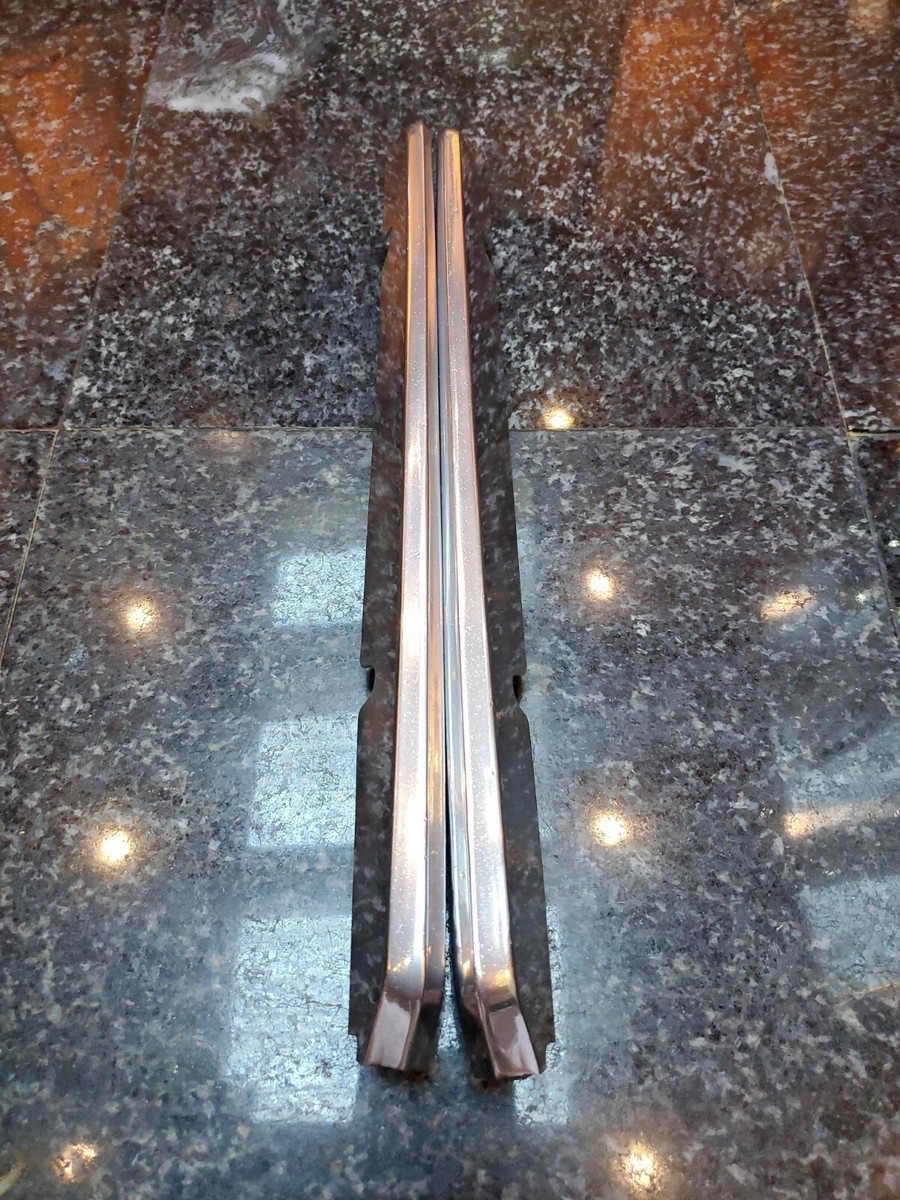 Mercedes 560SL Grill center bar Moulding Trim Chrome 1078880321
