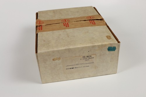 Vintage COX F-1 Trainer Parts Box for .049 Control Line Model - Picture 4 of 7