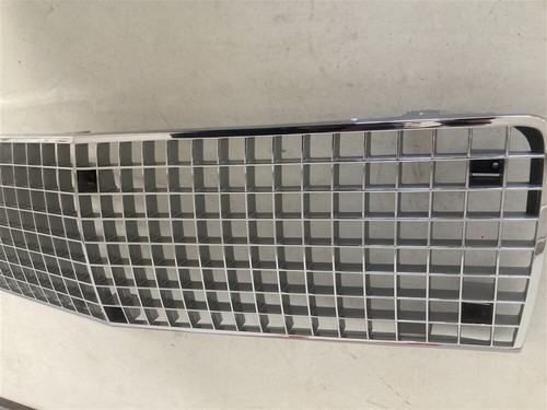 USED OEM Cadillac Deville FWD Radiator Grille 1987 - 1988 CHROME - Picture 3 of 4